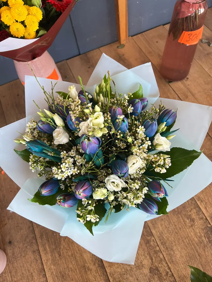 Tulpenstrauß „Blaue Stunde“